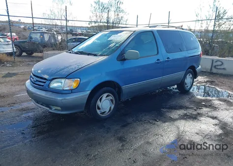 2001 Toyota Sienna Le/Xle from USA, damaged, VIN 4T3ZF13C81U382423